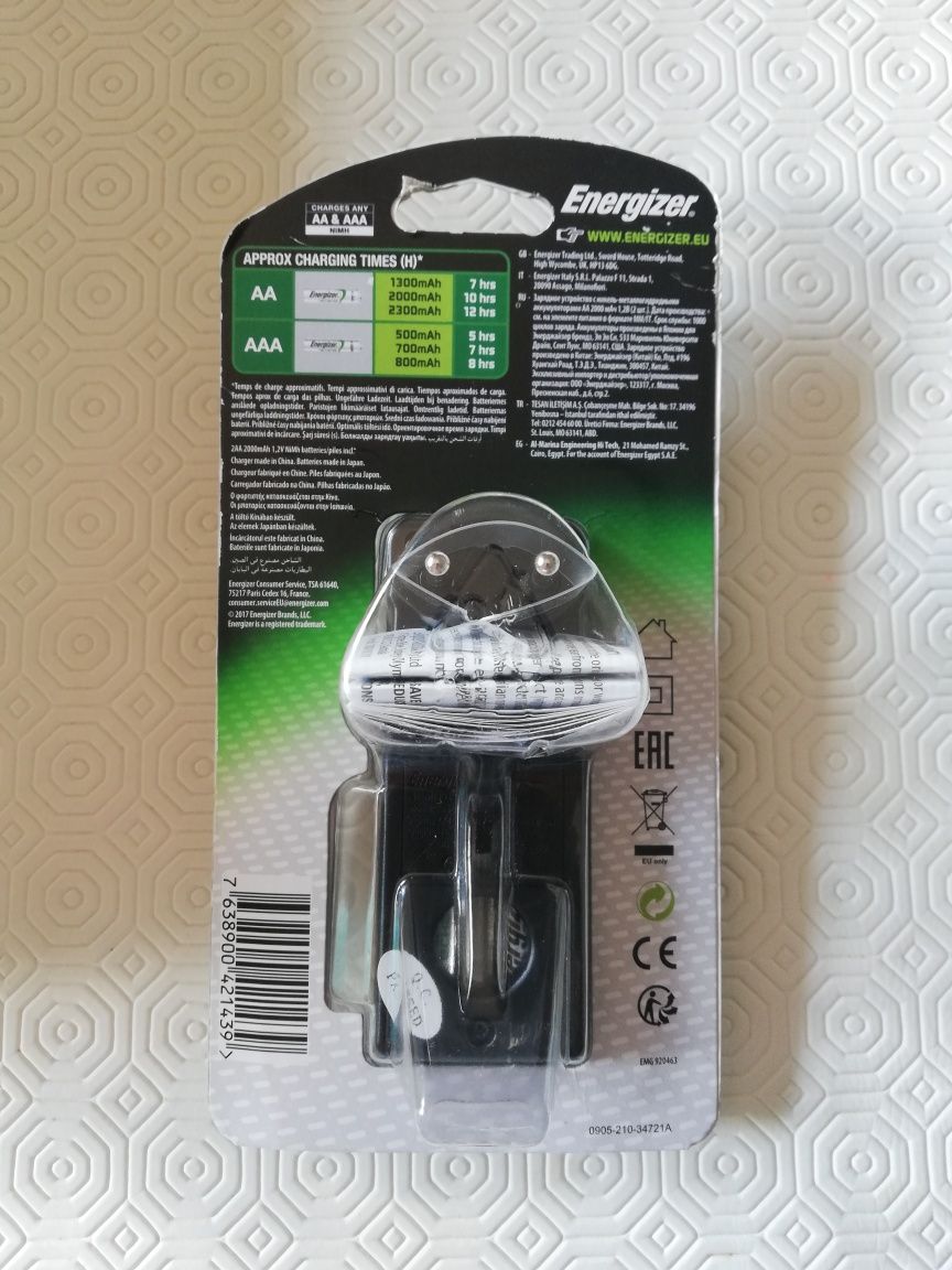 Pack carregador e 2 pilhas AA 2000mah Energizer