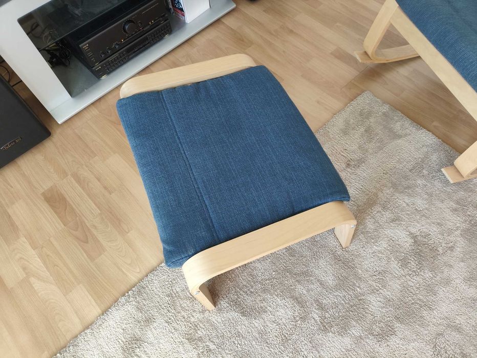 Fotel bujany, krzesło bujane IKEA POANG plus podnóżek.