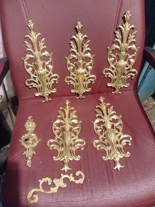 Латунний декори.