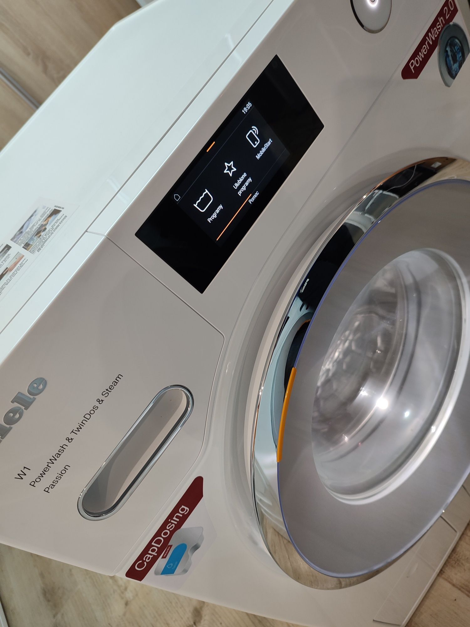 Pralka Miele Najwyzszy model WWV 980 Passion na cieplą i zimną wode.