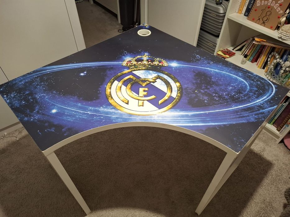 Biurko narożne naklejka Real Madryt