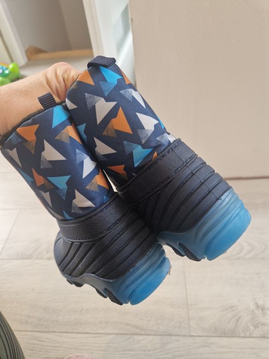 Sniegowce Lupilu 28 swiecaca podeszwa