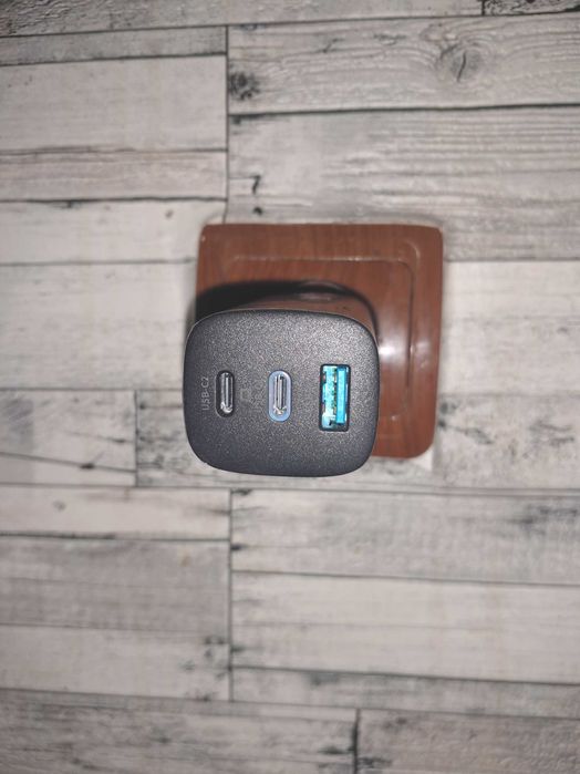 Зарядне  65 w нове