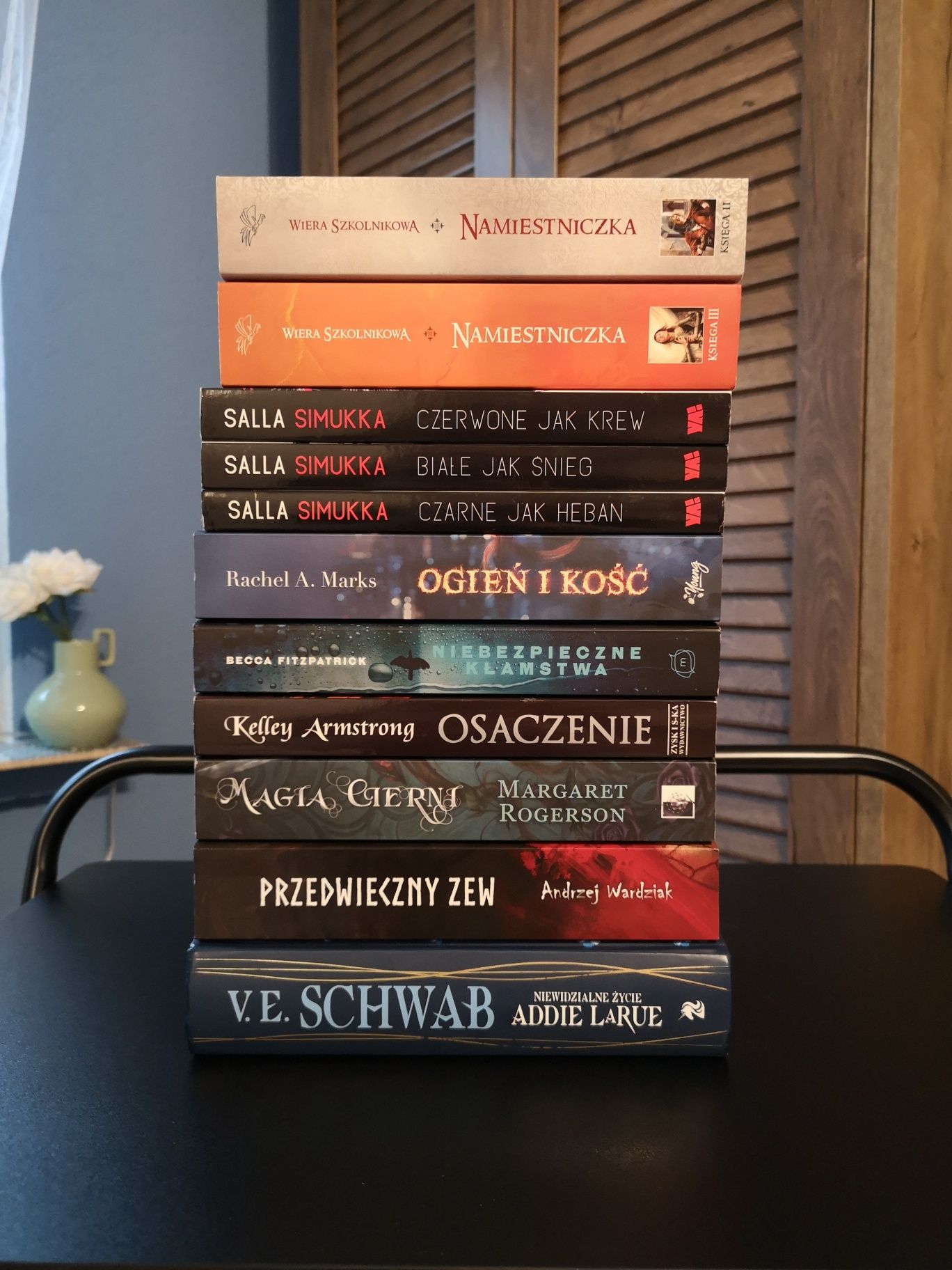 Zestaw 11 książek fantasy