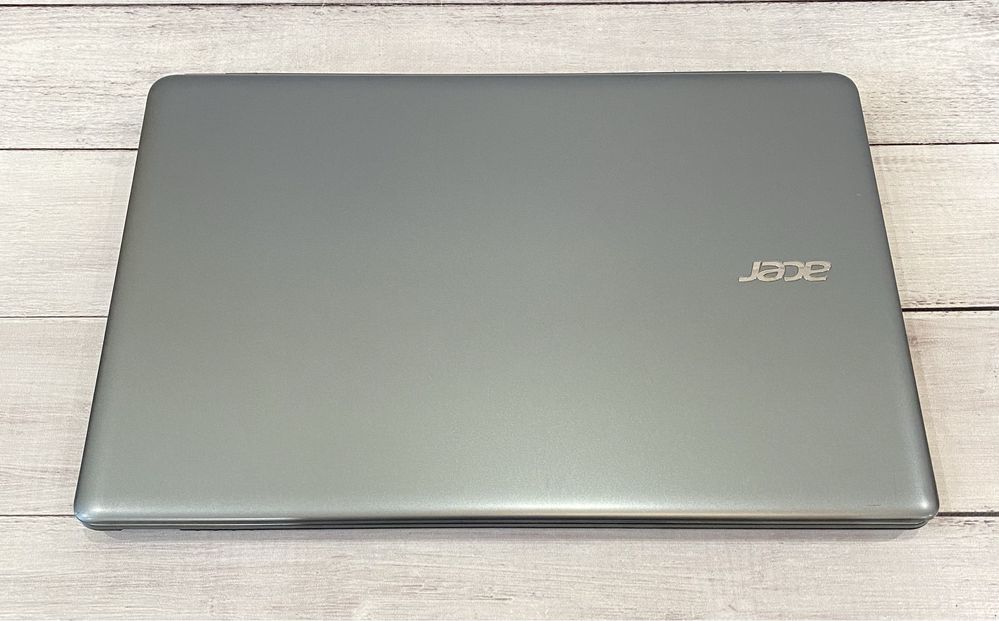 Ноутбук Acer Aspire E1-572 15.6’’ i5-4200U 8GB ОЗУ/ 128GB SSD (r1570)