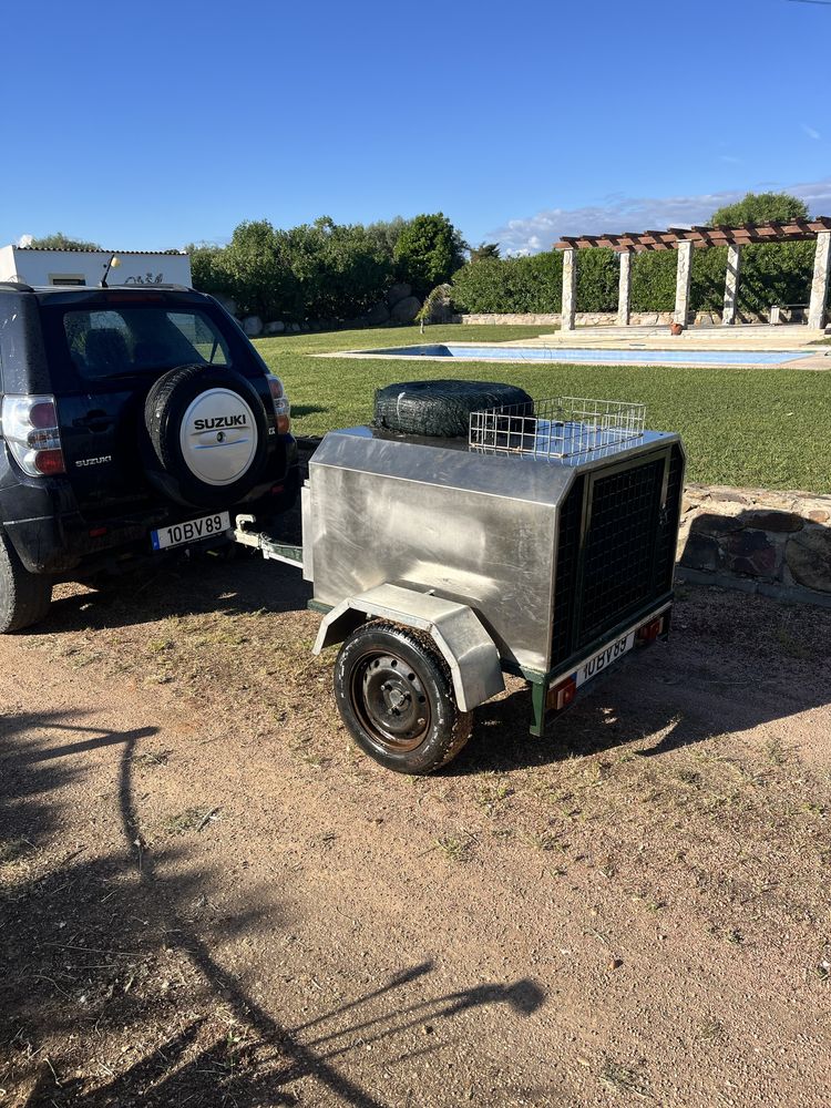Reboque para caes