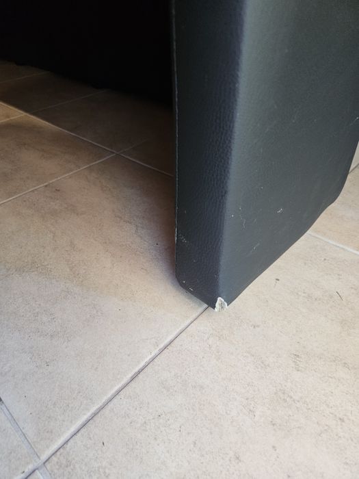 Sofa trzyosobowa czarna ekoskora