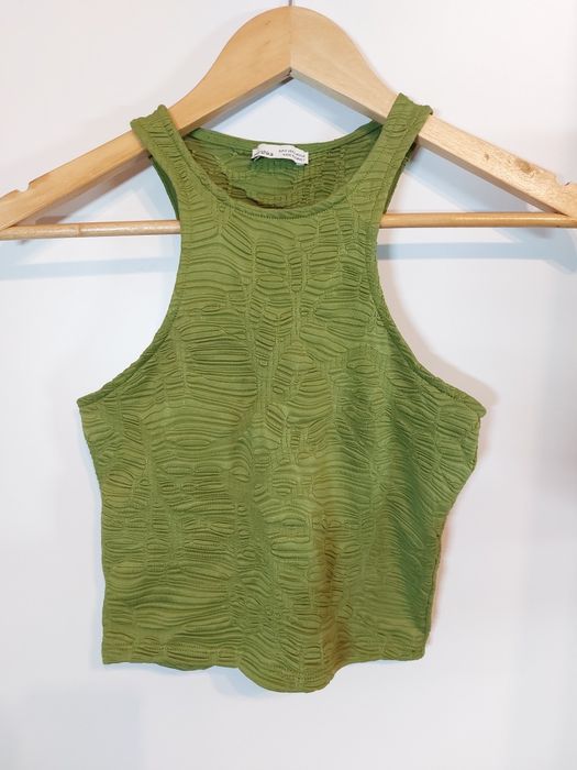 Zielona bluzka 36/S Bershka zielony top marszczony podkoszulek crop S