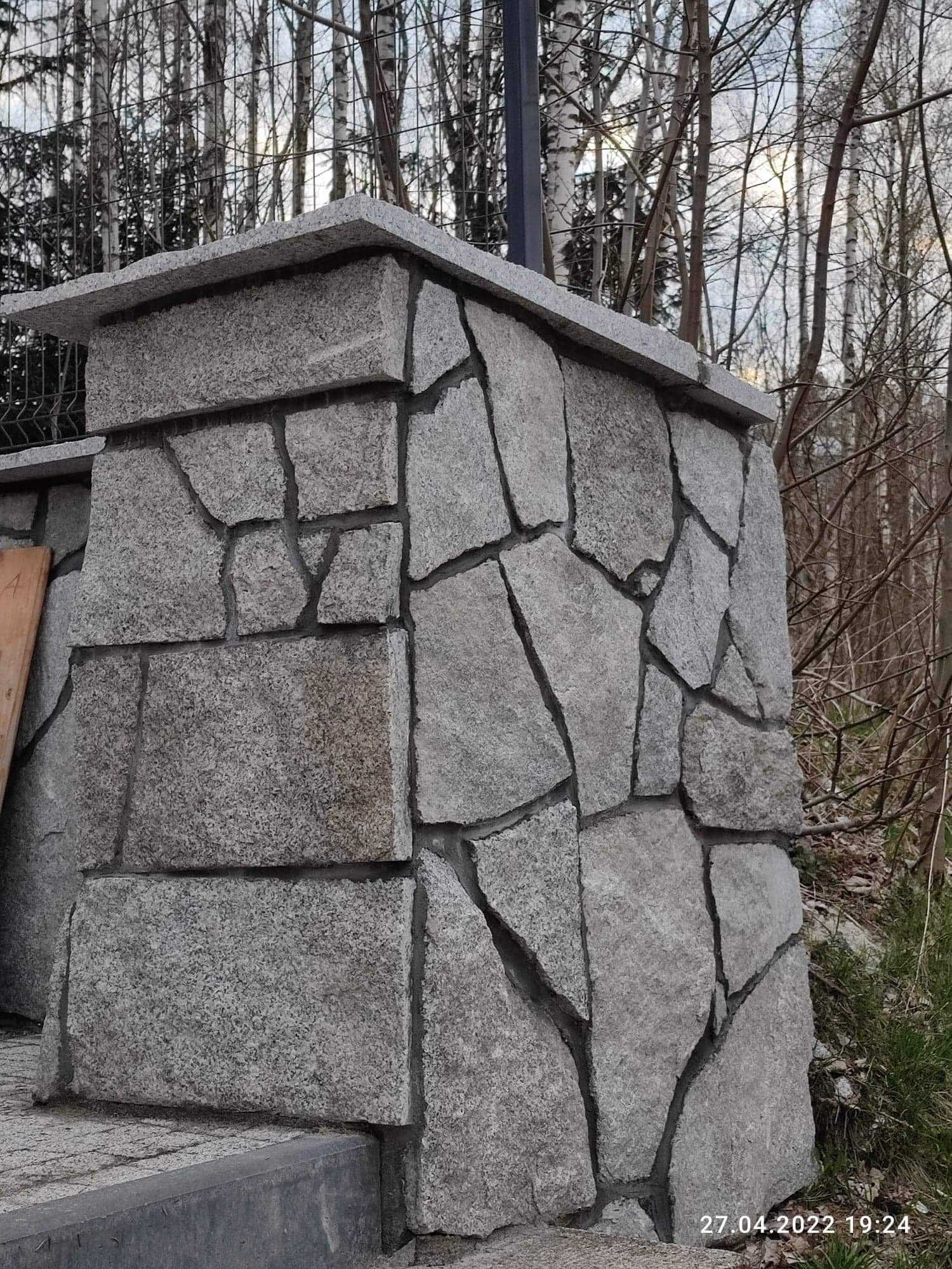 Kamień ozdobny , boniówka , granit , na elewację na mury