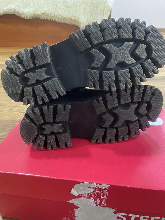 Продам шкіряні зимові ботинки!