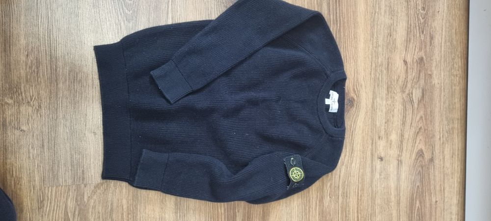 Sweterek Stone island