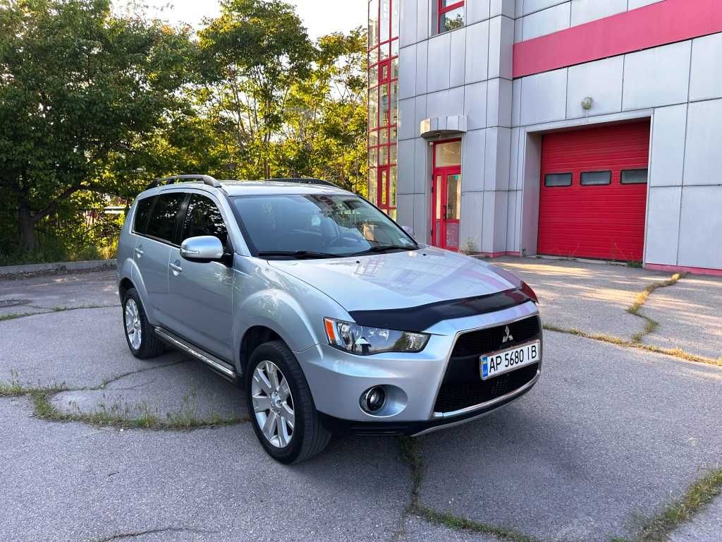 Mitsubishi Outlander AWD