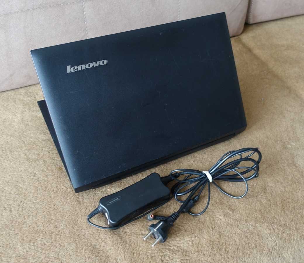 Laptop Lenovo B570e i5-2410M. sprawny - zadbany + zasilacz.