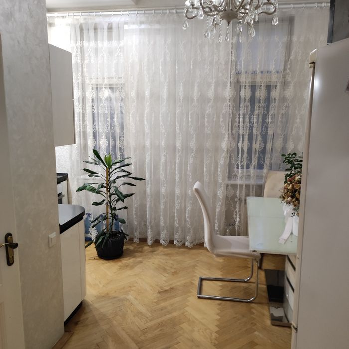 Оренда 2кн в центрі,на Кобилянській.