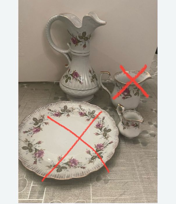 porcelana  Chodziez kolekcja Iwona dzbanek i mlecznik