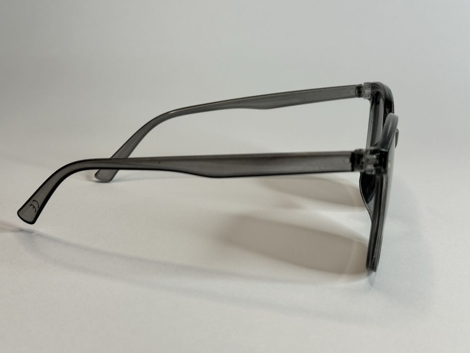 Okulary przeciwsłoneczne stylowe damskie