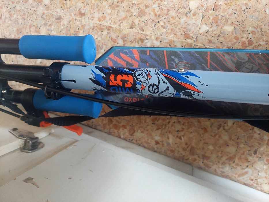 Trotinete  com travao oxelo