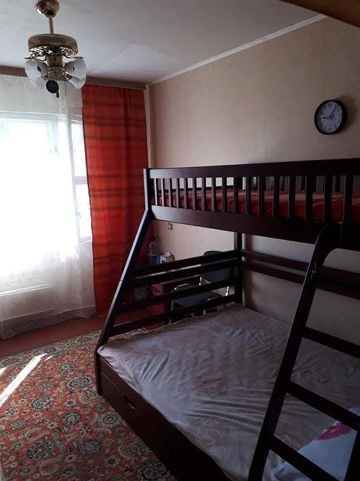 Продам окрему  кімнату в 3х кімнатній квартире