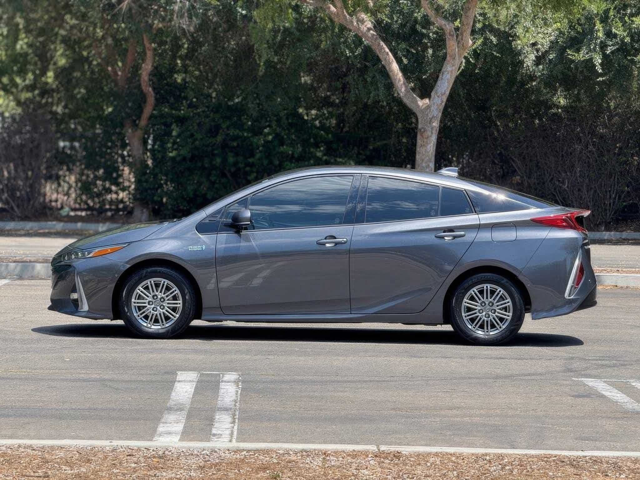 2019 Toyota Prius Prime