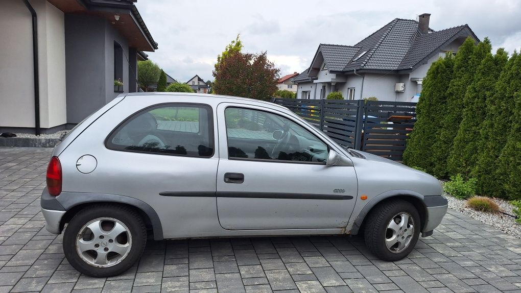 Opel Corsa B 1.2 Benzyna