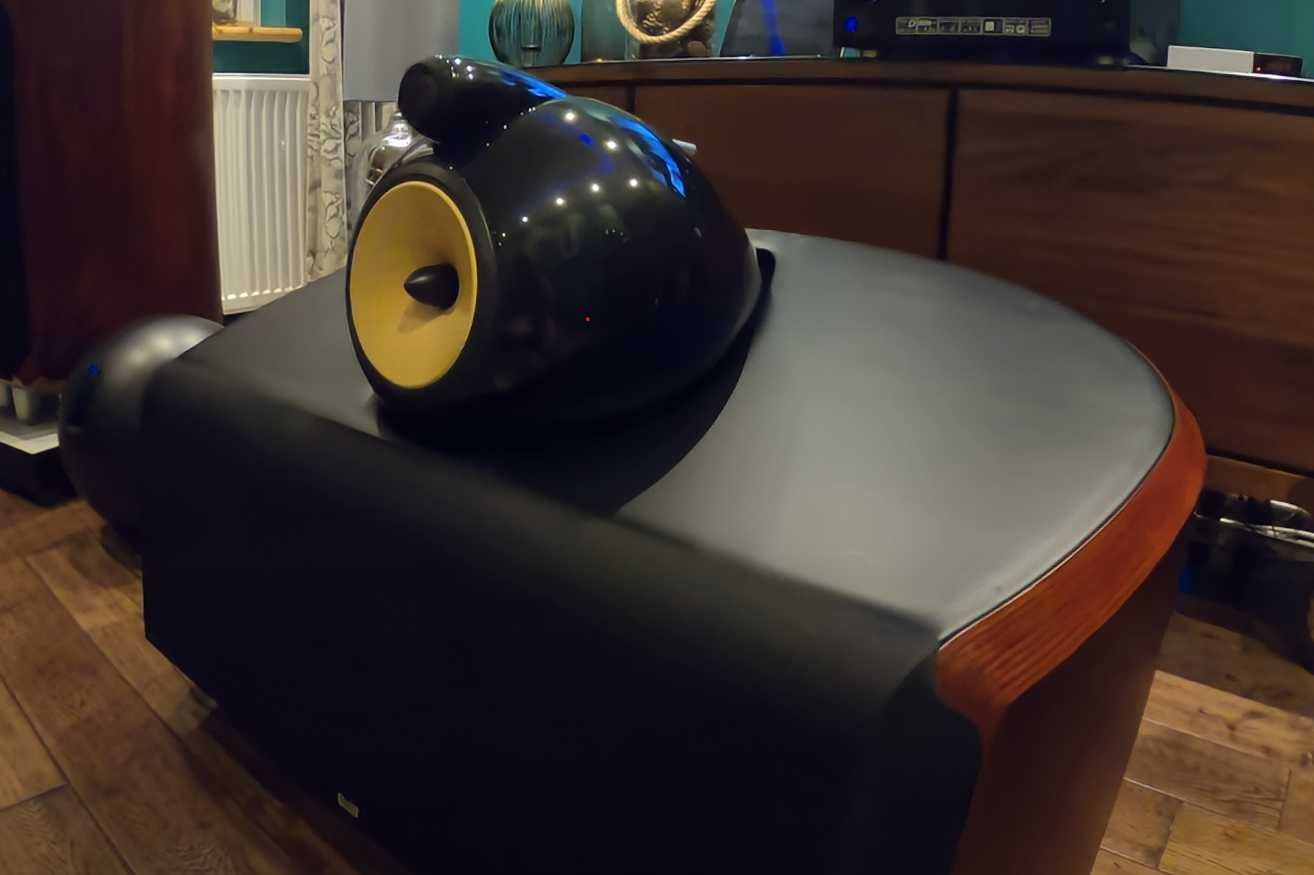 Głośnik centralny Bowers & Wilkins HTM1D