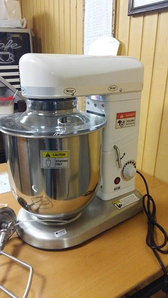 Міксер планетарний 7л / 10л, кремовзбивальна машина 10л