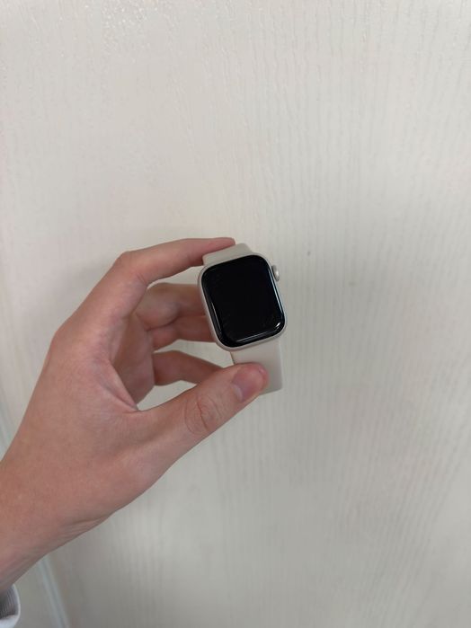 Apple Watch 7 41mm Starlight