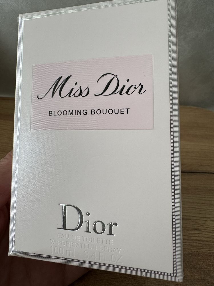 Miss Dior blooming bouquet