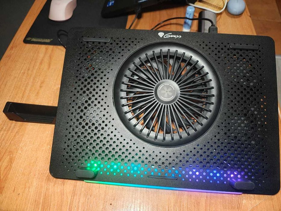 Podstawka pod laptopa