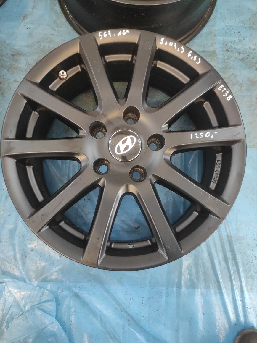 567 Felgi aluminiowe Hyundai R 16 5x114,3 Bardzo Ładne CZARNE