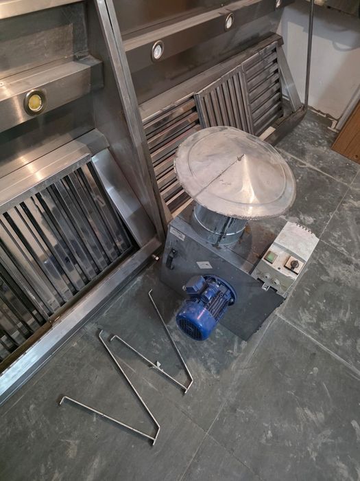 Okap gastronomiczny komplet