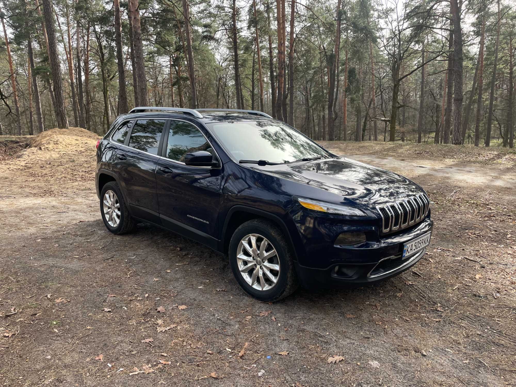 Продам Jeep Cherokee