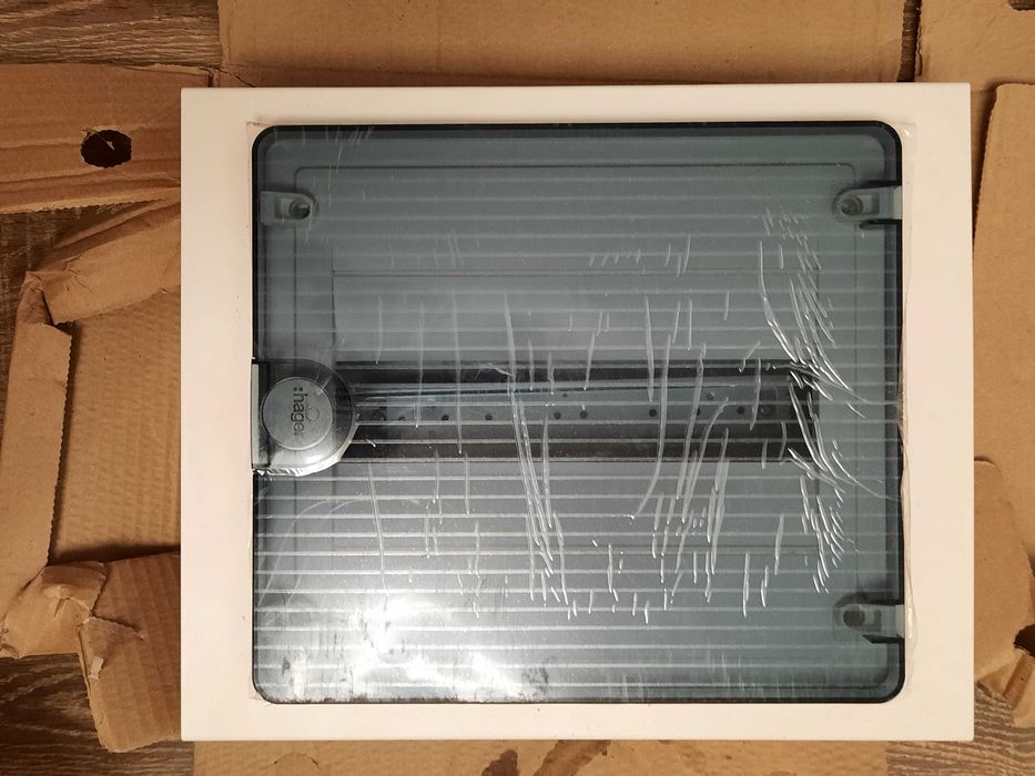 Щит розподільний на 12 модулів VF112TD Hager Golf