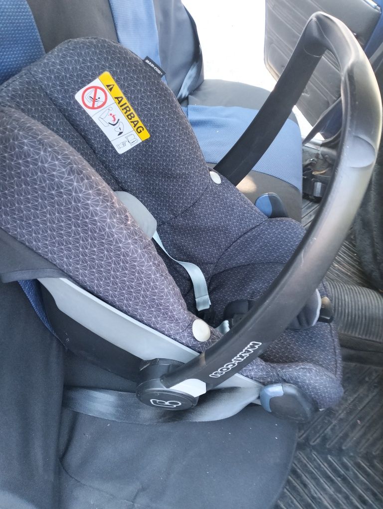 Автокрісло Maxi-Cosi