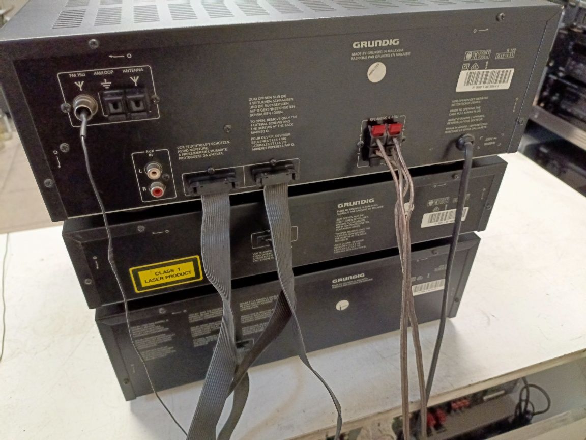 Wieża MIDI GRUNDIG 120, pilot