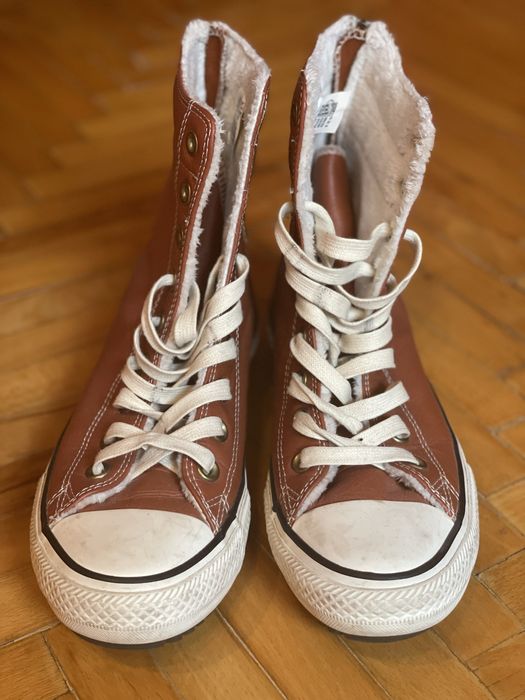 Взуття  converse