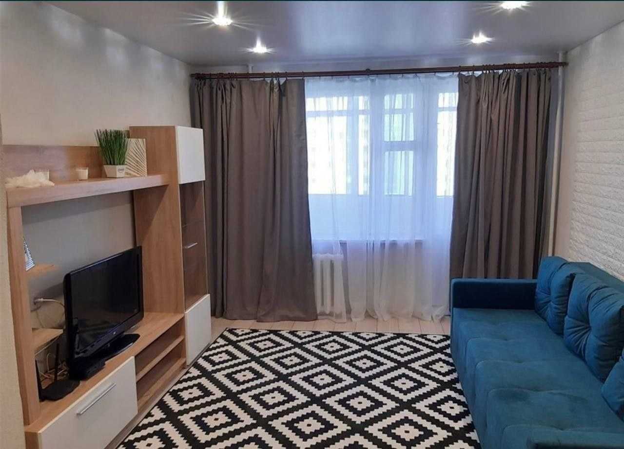 Продам 1 кім кв. в центрі з ремонтом
