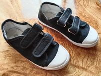 Sprzedam buty tenisówki roz. 30
