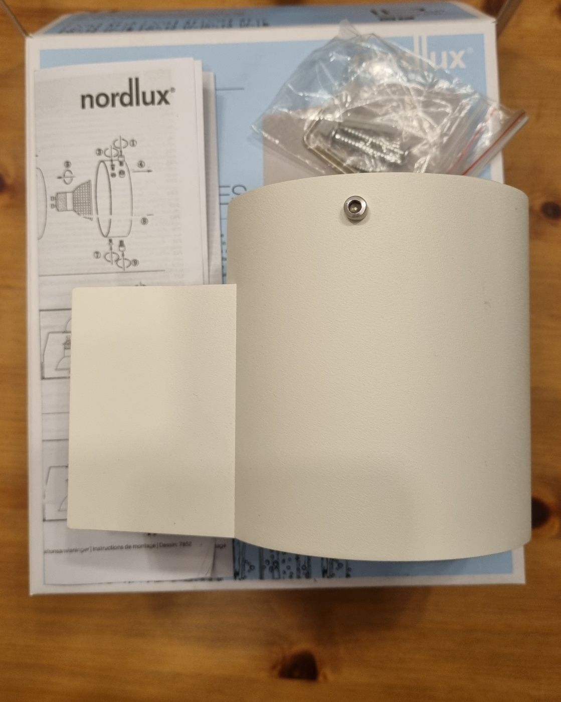 Nowa lampa kinkiet Nordlux IP S5, biała, GU10, IP44, 8W