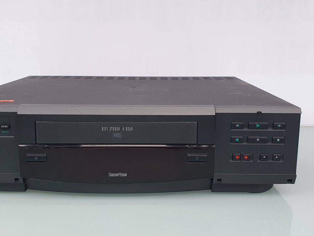 GRUNDIG GV-440 S-VHS Playback Hi-Fi Stereo