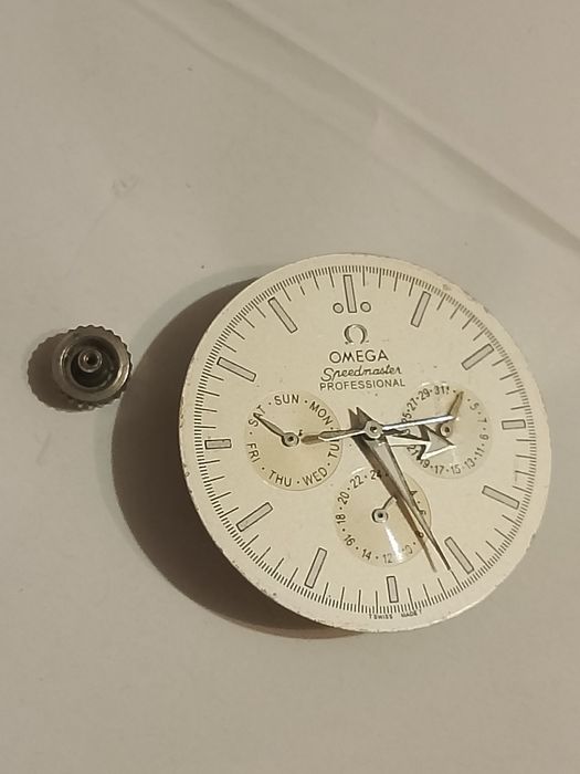 Pozostałości po zegarku omega speedmaster