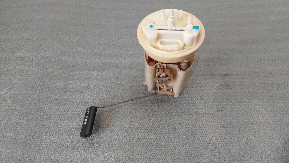 Bomba de combustível VOLVO S40 I (VS)