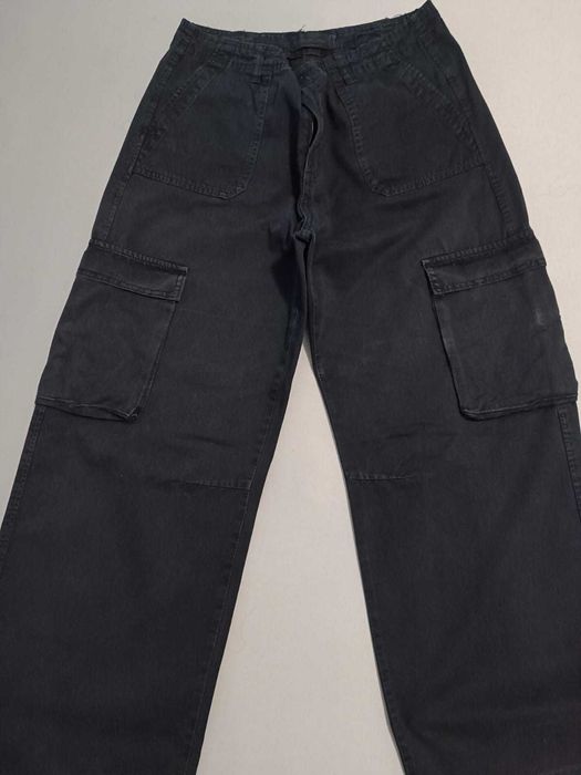 Calças tamanho 42 marca Pull bear