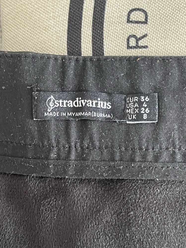 Шкіряна юбка , Stradivarius , в ідеальному стані