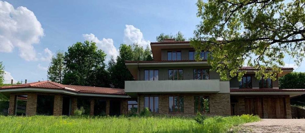 Продаж будинку, Маєток Перлина Італії, Іванковичі