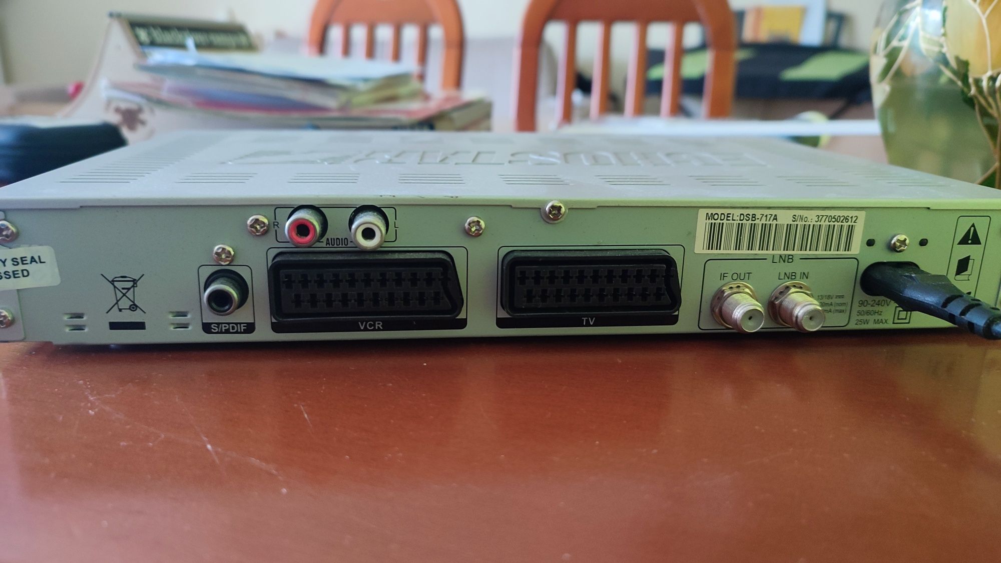Dekoder Echostar DSB 717A
