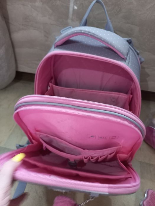 Продам оригинальный школьный ортопедический рюкзак портфель KITE kite