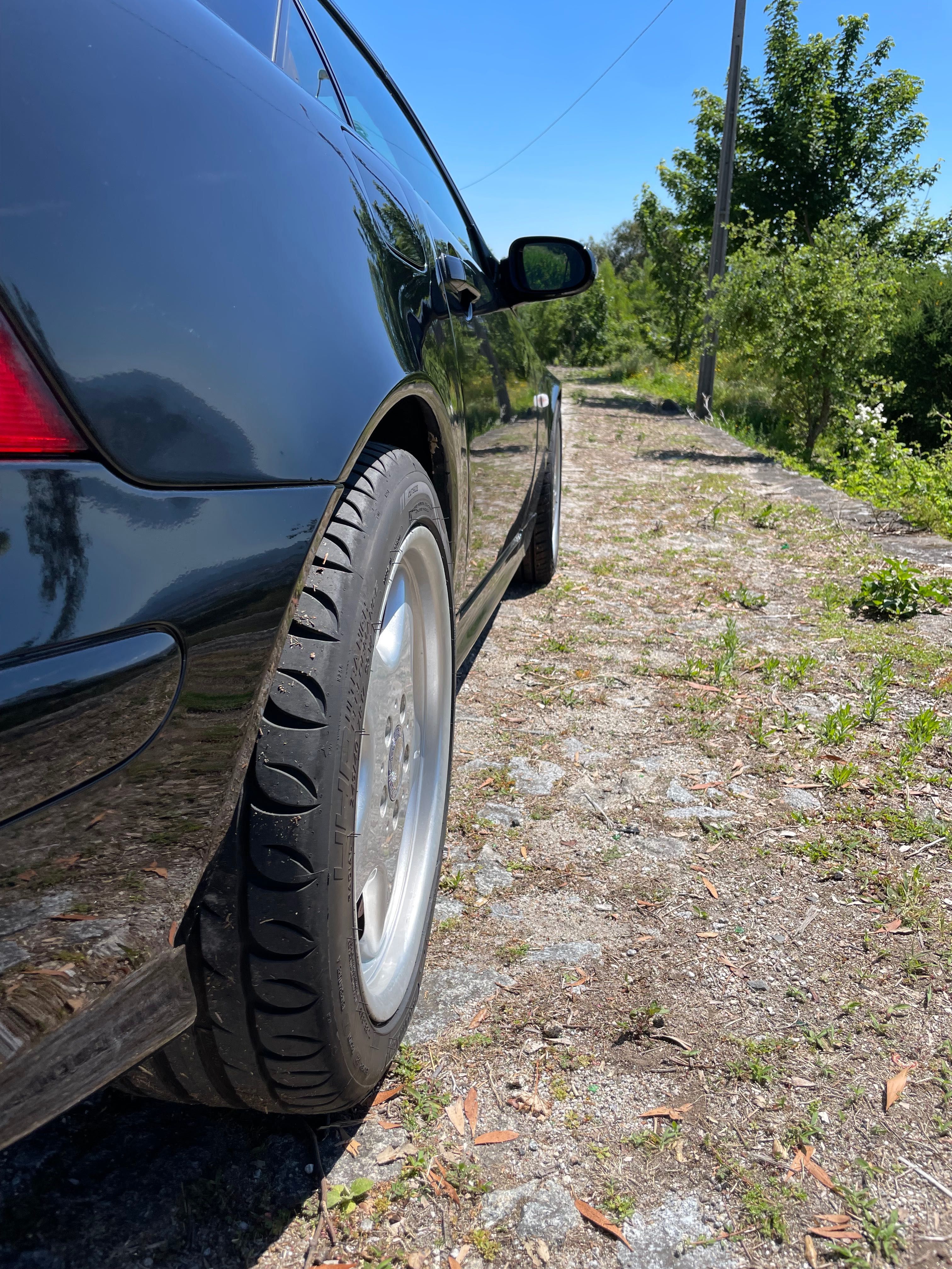 Mercedes-Benz SLK 230