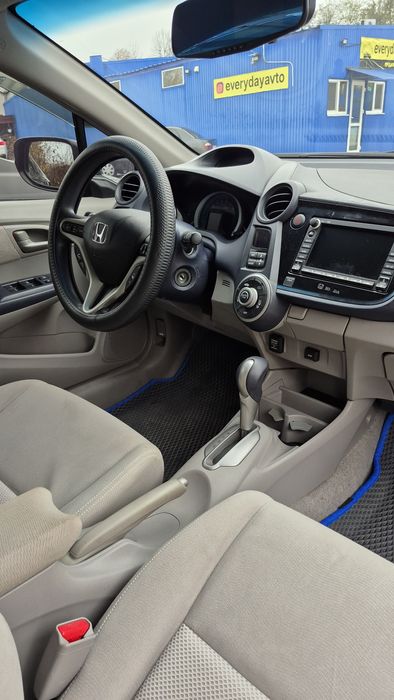 Хонда Инсайт Автомат Гибрид