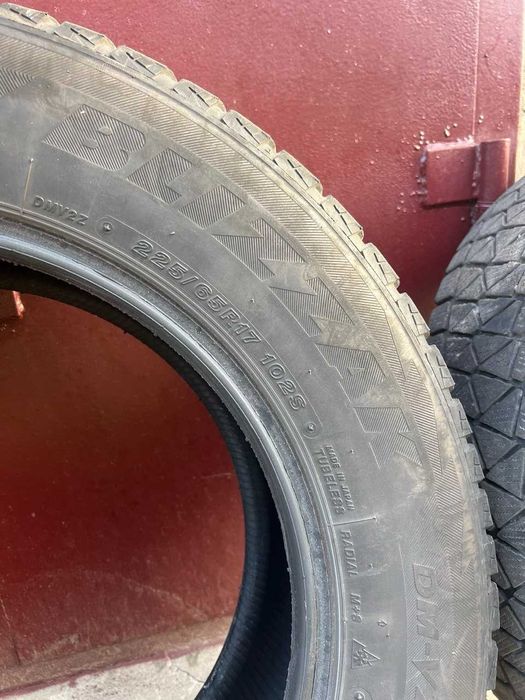 Резина Bridgestone Blizzak 225\55\17R